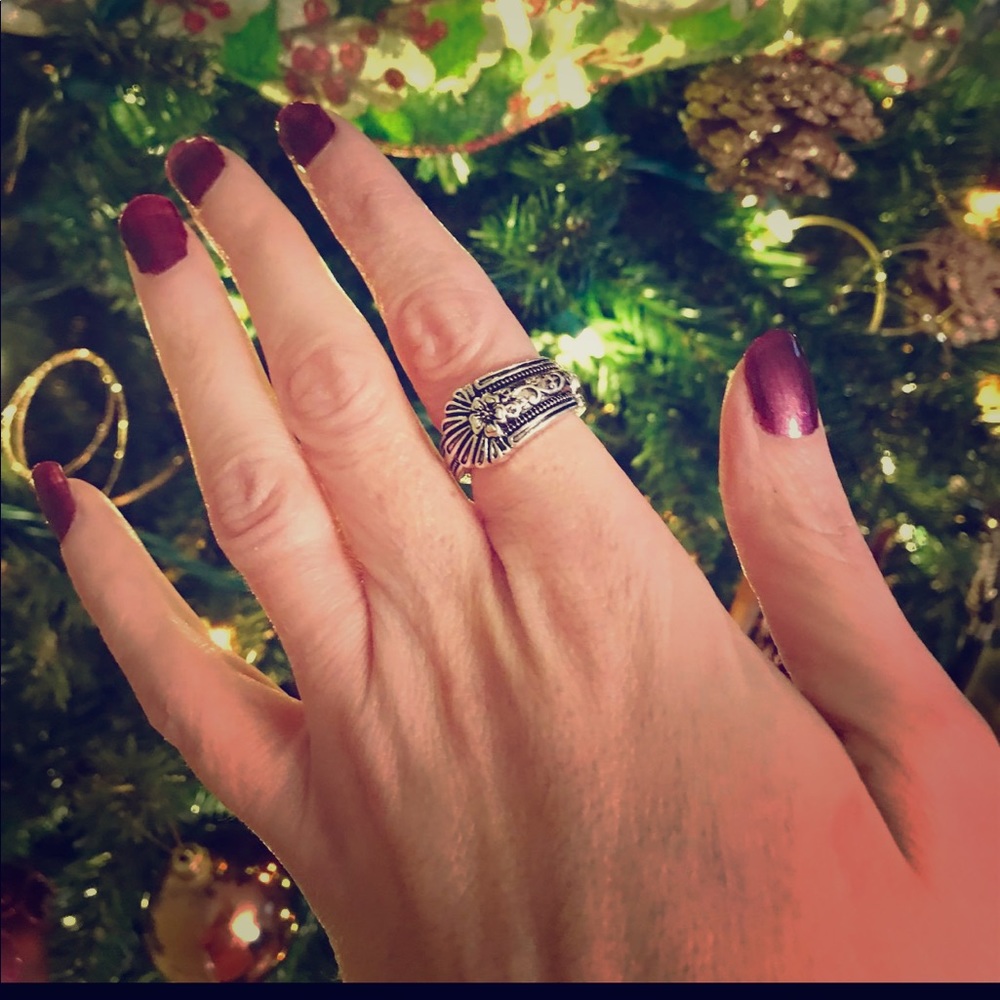 Stretch ring